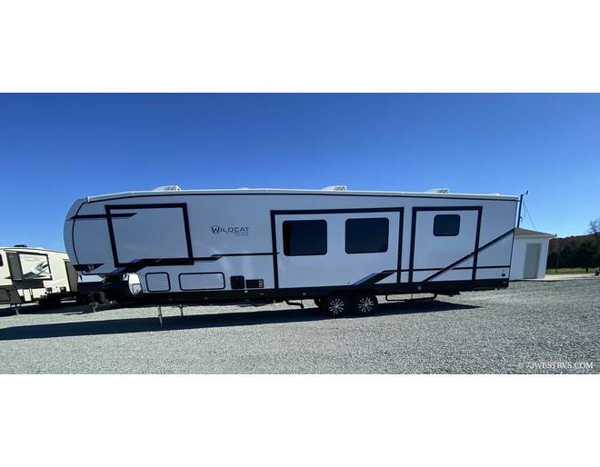 2024 Wildcat One 39QB Fifth Wheel at 72 West Motors and RVs STOCK# 004785 Photo 3