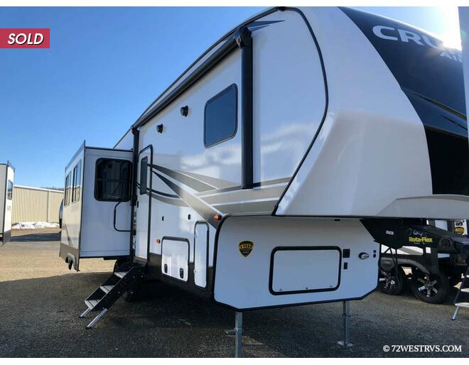 2021 CrossRoads Cruiser Aire 29SI Fifth Wheel at 72 West Motors and RVs STOCK# 320645 Exterior Photo