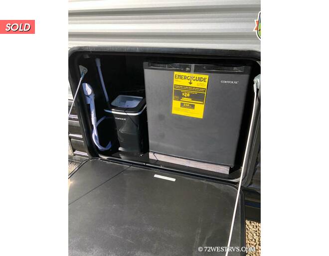 2021 Cherokee Grey Wolf 23DBH Travel Trailer at 72 West Motors and RVs STOCK# 072173 Photo 8