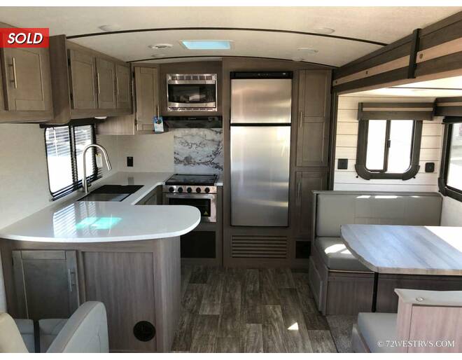 2021 CrossRoads RV Sunset Trail Super Lite 291RK Travel Trailer at 72 West Motors and RVs STOCK# 352765 Photo 11