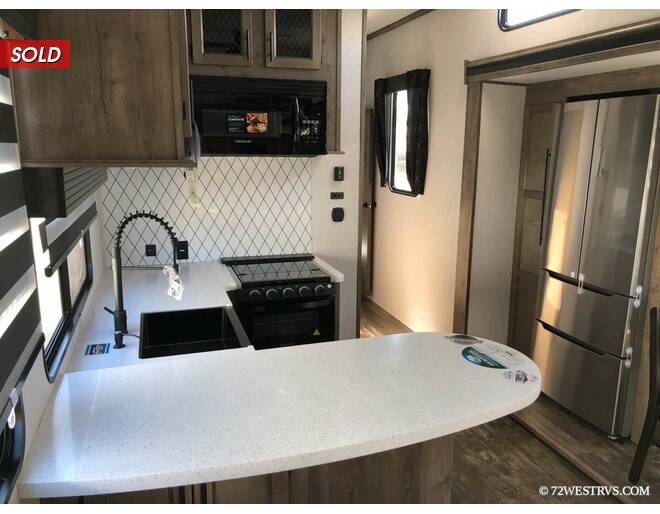 2021 Sabre 37FLL Fifth Wheel at 72 West Motors and RVs STOCK# 107553 Photo 7