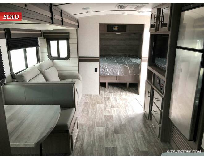 2021 CrossRoads RV Sunset Trail Super Lite 253RB Travel Trailer at 72 West Motors and RVs STOCK# 353039 Photo 17