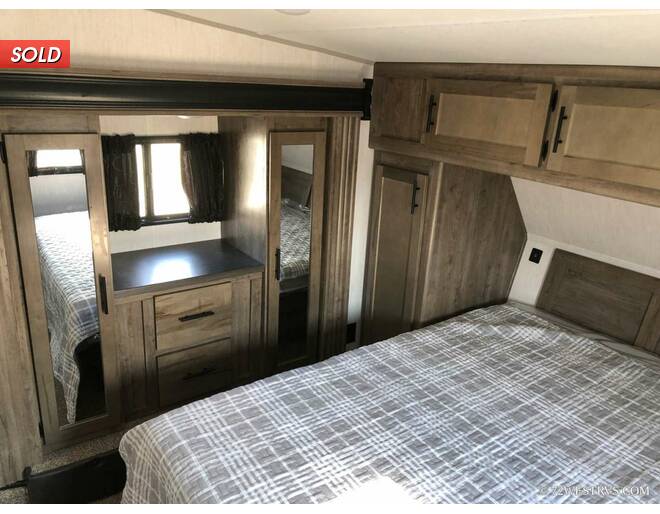 2021 Cherokee Wolf Pack Toy Hauler 365PACK16 Fifth Wheel at 72 West Motors and RVs STOCK# 218499 Photo 16