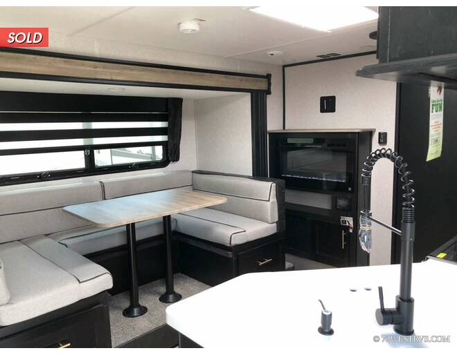 2021 Cherokee Grey Wolf 23MKBL Black Label Travel Trailer at 72 West Motors and RVs STOCK# 075925 Photo 7
