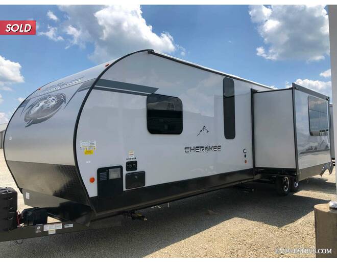 2021 Cherokee 306MMBL Black Label Travel Trailer at 72 West Motors and RVs STOCK# 153067 Photo 3
