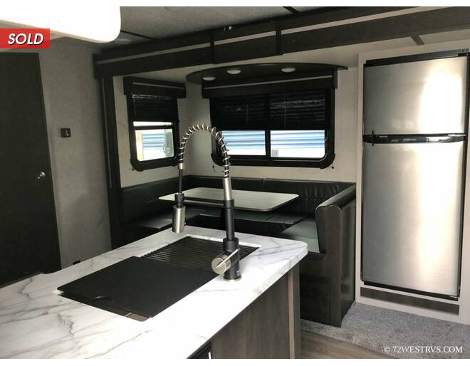 2021 Crossroads RV Cruiser Aire 22BBH Travel Trailer at 72 West Motors and RVs STOCK# 321507 Photo 9