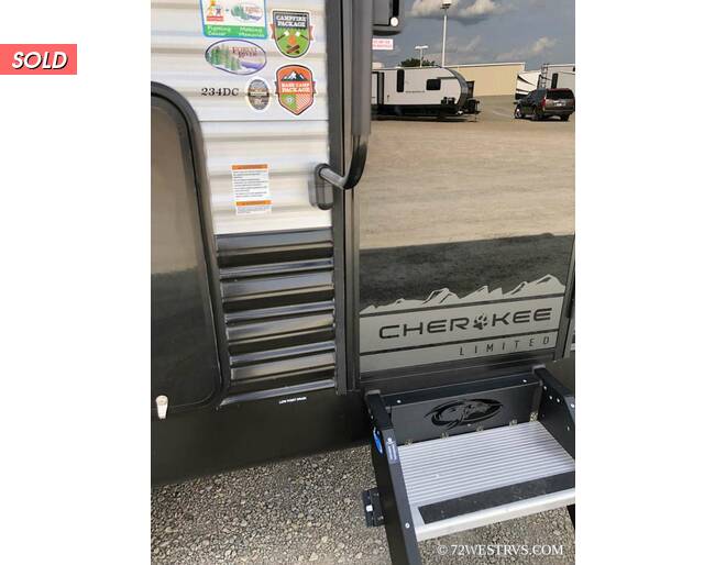 2021 Cherokee 234DC Travel Trailer at 72 West Motors and RVs STOCK# 153362 Photo 7