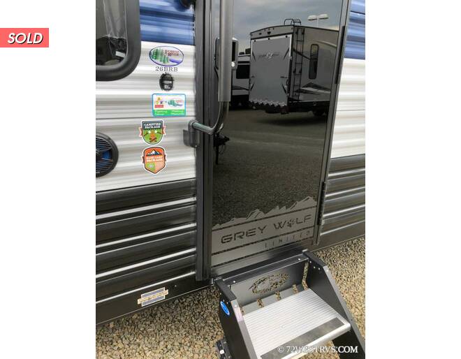 2021 Cherokee Grey Wolf 26BRB Travel Trailer at 72 West Motors and RVs STOCK# 076559 Photo 7