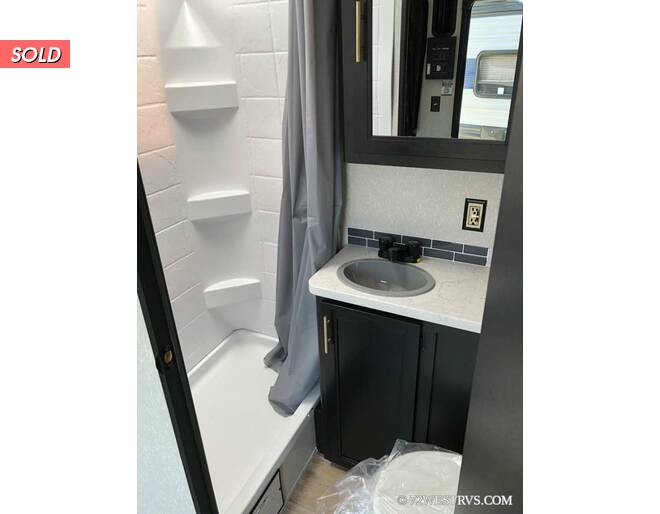 2021 Cherokee Grey Wolf 18RR Travel Trailer at 72 West Motors and RVs STOCK# 076978 Photo 13