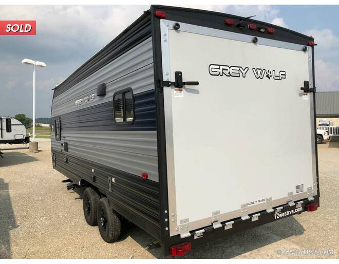 2021 Cherokee Grey Wolf 18RR Travel Trailer at 72 West Motors and RVs STOCK# 077008 Photo 4