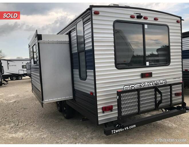 2022 Cherokee Grey Wolf 23MK Travel Trailer at 72 West Motors and RVs STOCK# 077304 Photo 3
