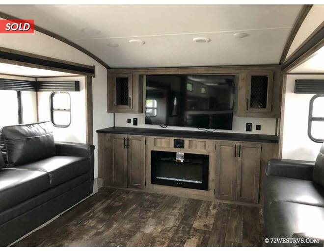 2022 Sabre 37FLL Fifth Wheel at 72 West Motors and RVs STOCK# 108623 Photo 7