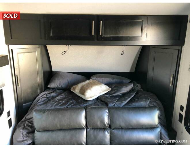 2022 Cherokee Wolf Pup 16FQBL Black Label Travel Trailer at 72 West Motors and RVs STOCK# 018499 Photo 13