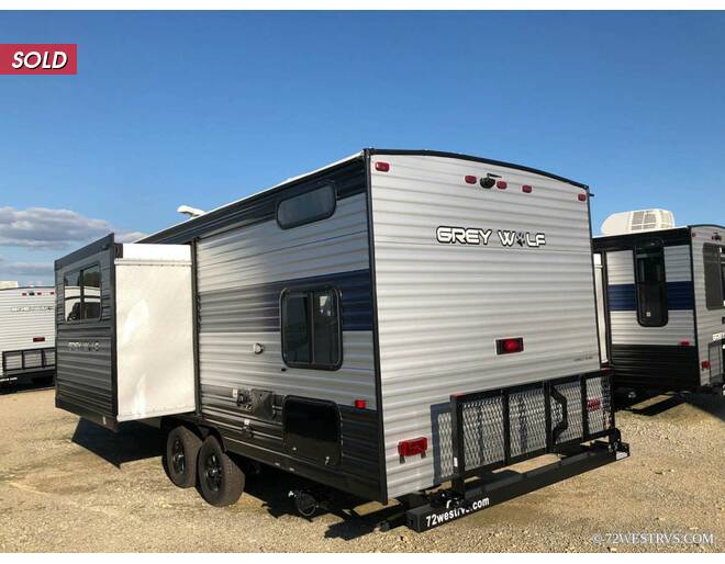 2022 Cherokee Grey Wolf 23DBH Travel Trailer at 72 West Motors and RVs STOCK# 077947 Photo 4
