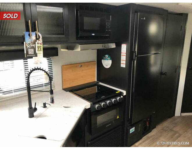 2022 Cherokee Grey Wolf 26DBH Travel Trailer at 72 West Motors and RVs STOCK# 078857 Photo 10