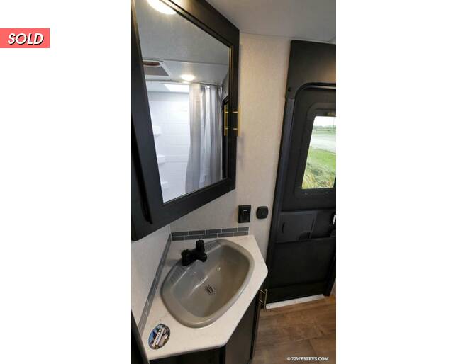 2022 Cherokee Grey Wolf 26DBH Travel Trailer at 72 West Motors and RVs STOCK# 081022 Photo 14