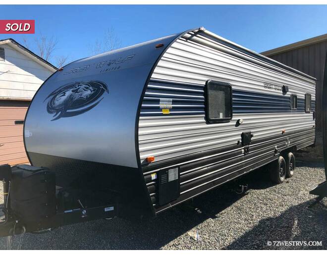 2022 Cherokee Grey Wolf 25RRT Travel Trailer at 72 West Motors and RVs STOCK# 080110 Photo 3