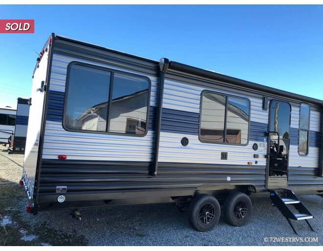2022 Cherokee Grey Wolf 25RRT Travel Trailer at 72 West Motors and RVs STOCK# 080110 Photo 4