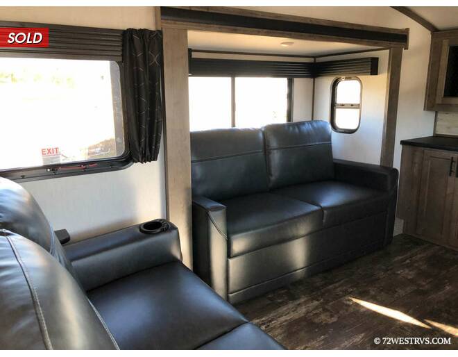 2022 Sabre 37FLH Fifth Wheel at 72 West Motors and RVs STOCK# 108967 Photo 18