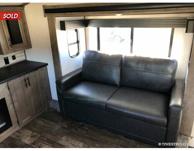 2022 Sabre 37FLH Fifth Wheel at 72 West Motors and RVs STOCK# 108967 Photo 20