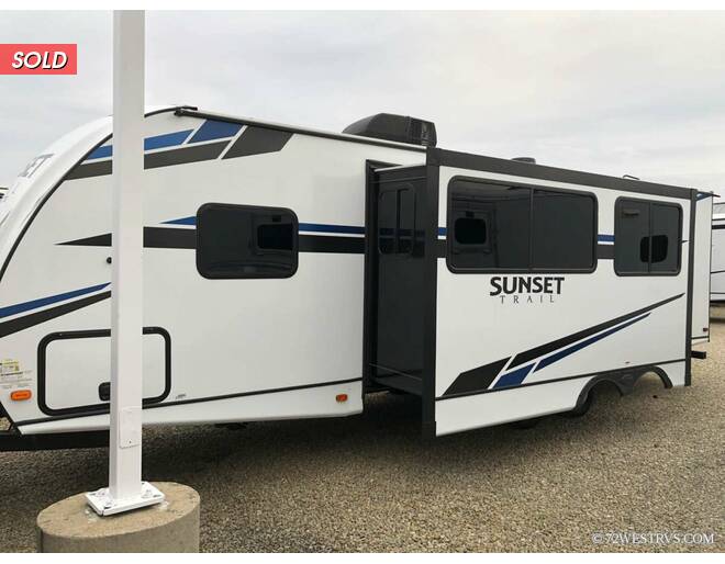 2021 CrossRoads RV Sunset Trail Super Lite 272BH Travel Trailer at 72 West Motors and RVs STOCK# 351351 Photo 2