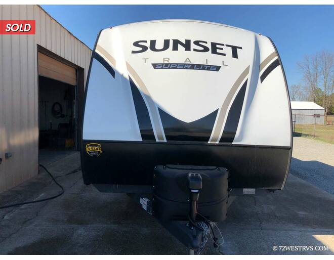 2022 CrossRoads Sunset Trail Super Lite 212RB Travel Trailer at 72 West Motors and RVs STOCK# 352025 Photo 2