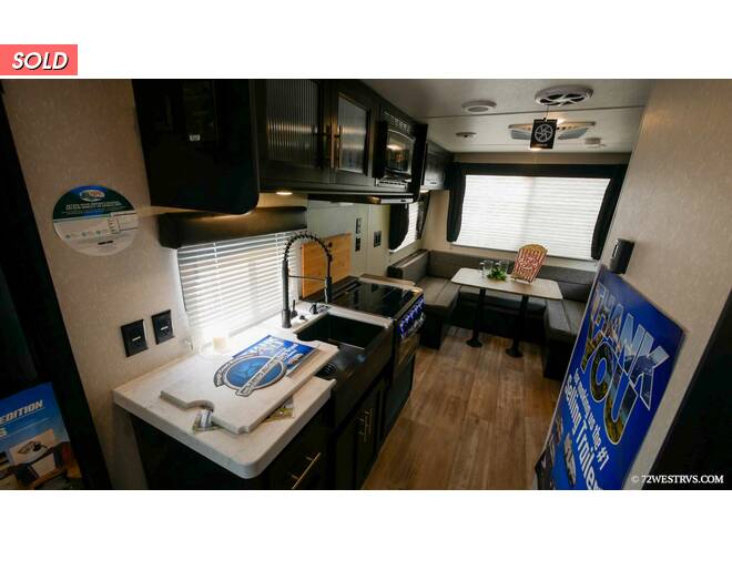 2022 Cherokee Grey Wolf 20RDSE Travel Trailer at 72 West Motors and RVs STOCK# 003231 Photo 12
