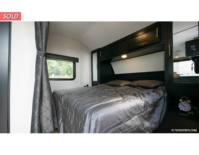 2022 Cherokee Grey Wolf 20RDSE Travel Trailer at 72 West Motors and RVs STOCK# 003231 Photo 15