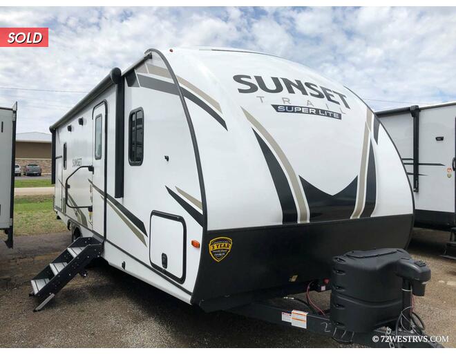 2022 CrossRoads RV Sunset Trail Super Lite 253RB Travel Trailer at 72 West Motors and RVs STOCK# 352773 Exterior Photo