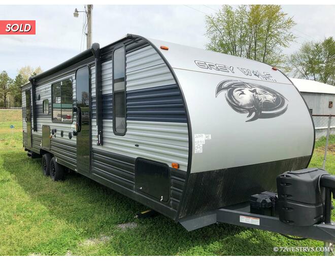 2022 Cherokee Grey Wolf 26BRB Travel Trailer at 72 West Motors and RVs STOCK# 081905 Photo 39