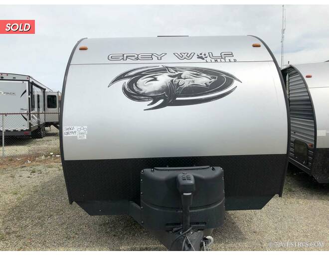 2022 Cherokee Grey Wolf 26BRB Travel Trailer at 72 West Motors and RVs STOCK# 082953 Photo 40