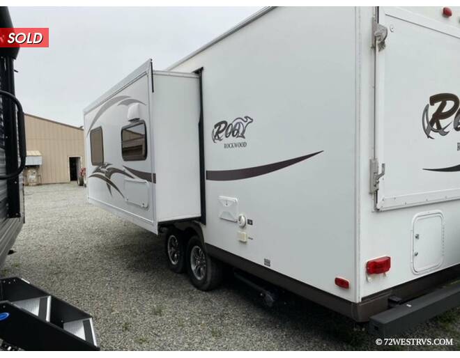 2014 Rockwood Roo 23SS Travel Trailer at 72 West Motors and RVs STOCK# 132071U Photo 4