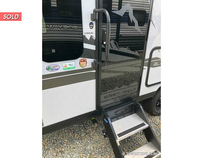 2022 Cherokee Grey Wolf 23MKBL Black Label Travel Trailer at 72 West Motors and RVs STOCK# 084327 Photo 6