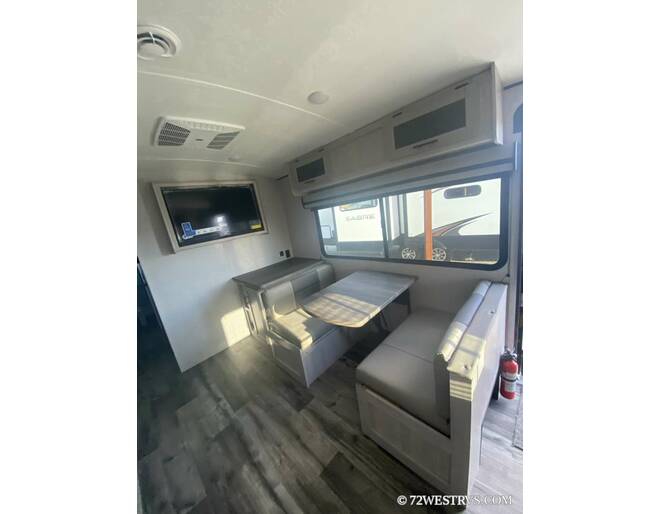 2024 CrossRoads RV Sunset Trail Super Lite 256RK Travel Trailer at 72 West Motors and RVs STOCK# 350153 Photo 8