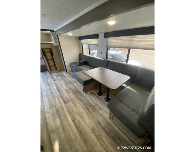 2024 Cherokee Wolf Den 282DS Travel Trailer at 72 West Motors and RVs STOCK# 162876 Photo 11