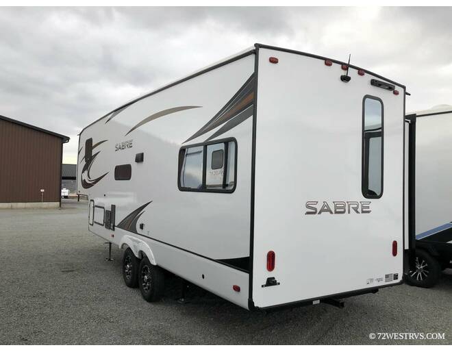 2024 Sabre 26BBR Fifth Wheel at 72 West Motors and RVs STOCK# 113992 Photo 4